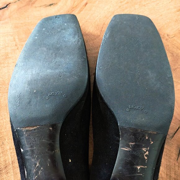 Vintage PRADA Kitten Heel Pumps - Picture 9 of 9